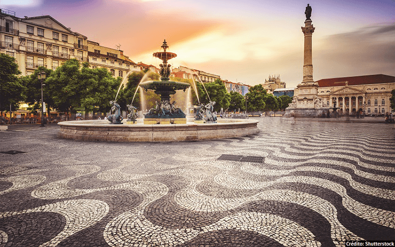 Mosaico Português na Praça do Rossio, em Portugal